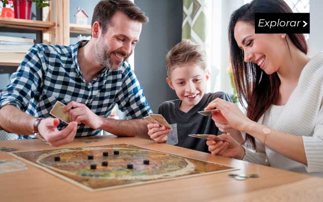 Juegos de mesa y familia